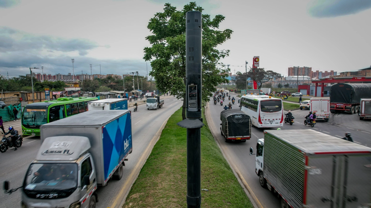 Bogotá tiene 41 nuevas cámaras de fotodetección autorizadas para instalar: estas son las ubicaciones exactas