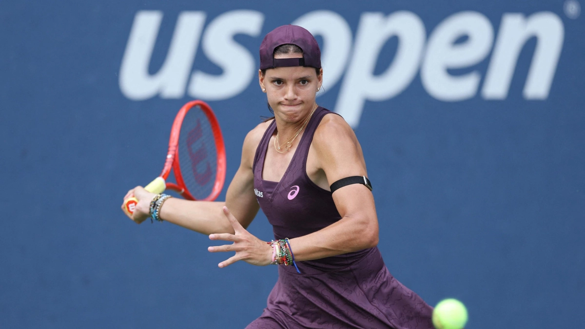 Emiliana Arango plantó batalla en Nueva York, pero fue debut y despedida tras ser eliminada por Xinyu Wang en la primera ronda del US Open