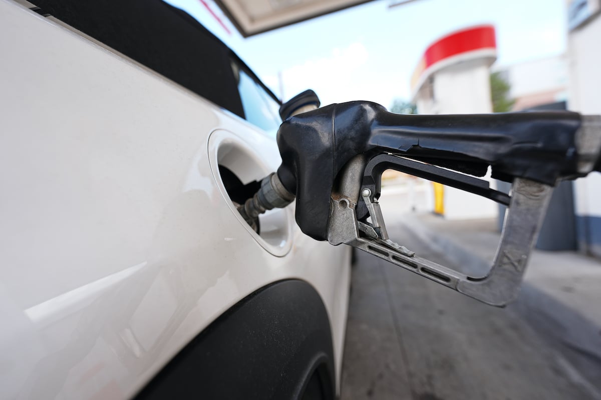 Gobierno congela precios de gasolina y ACPM en septiembre: esto es lo que pagarán los conductores