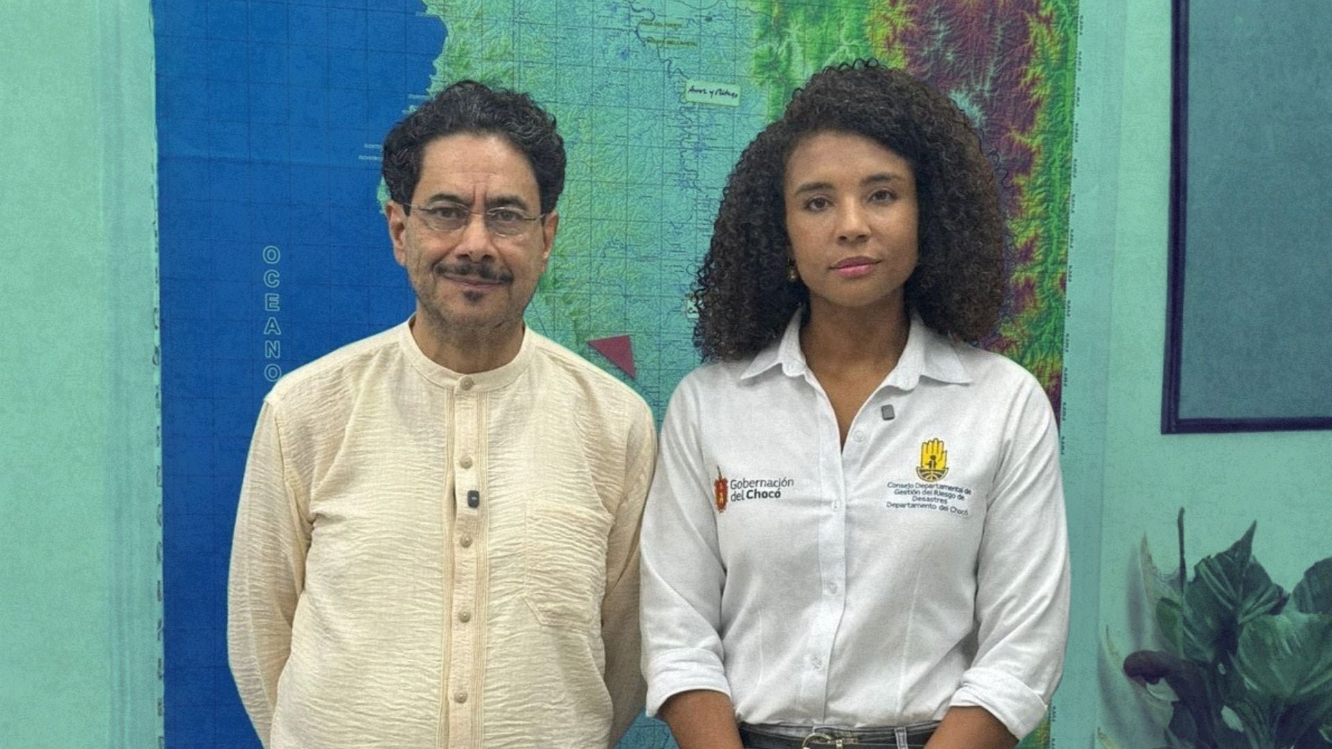 “Puro oportunismo político”: Gobierno criticó visita de Iván Cepeda al Chocó tras reunión con la gobernadora